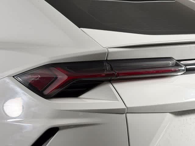 Used 2020 Lamborghini Urus AWD/4WD image 13