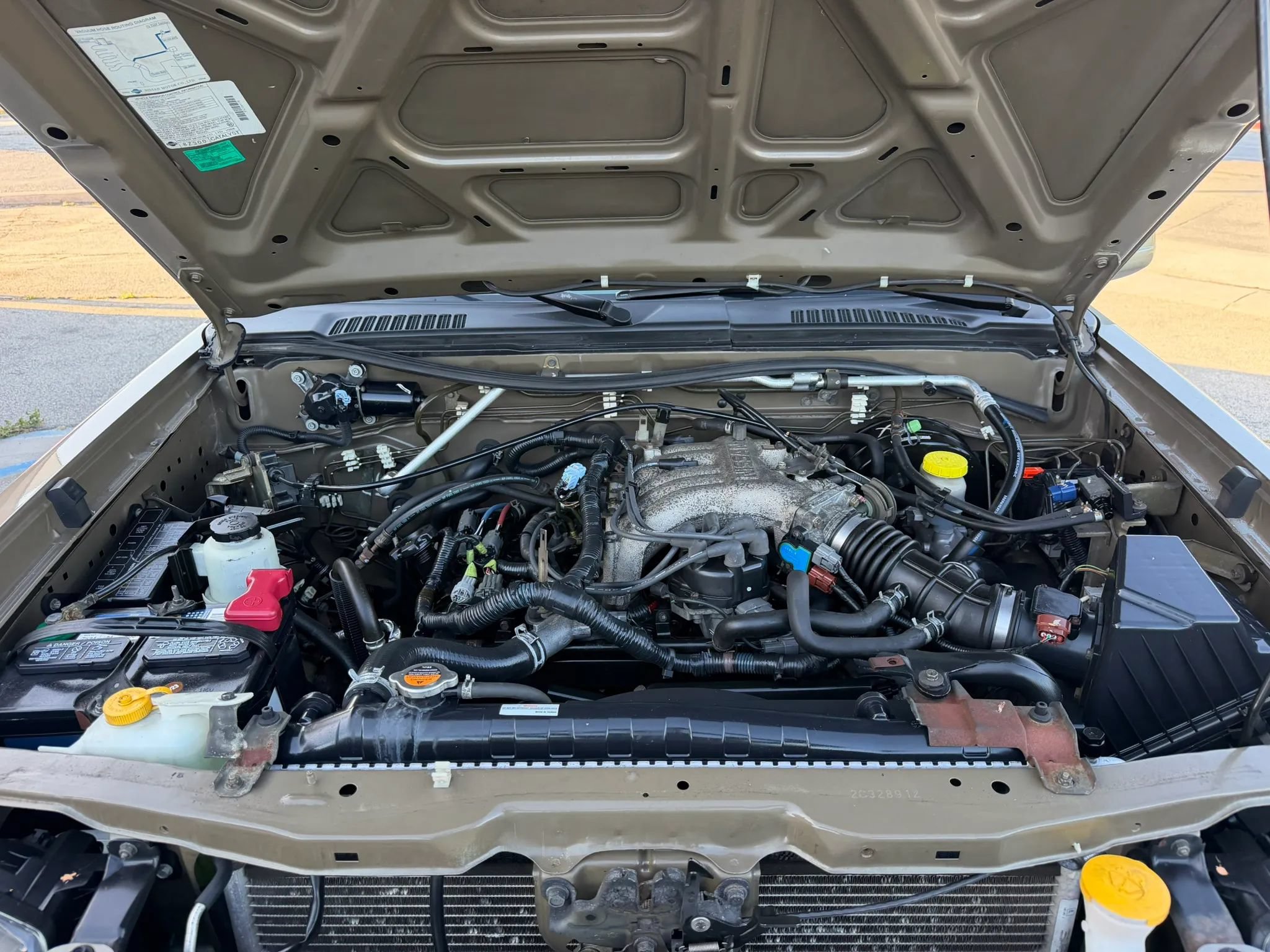 Used 2002 Nissan Frontier SE AWD/4WD image 23