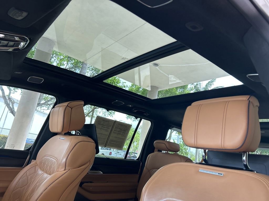 Used 2025 Jeep Grand Wagoneer L Series III w/ Rear Seat Video Group 1 image 21