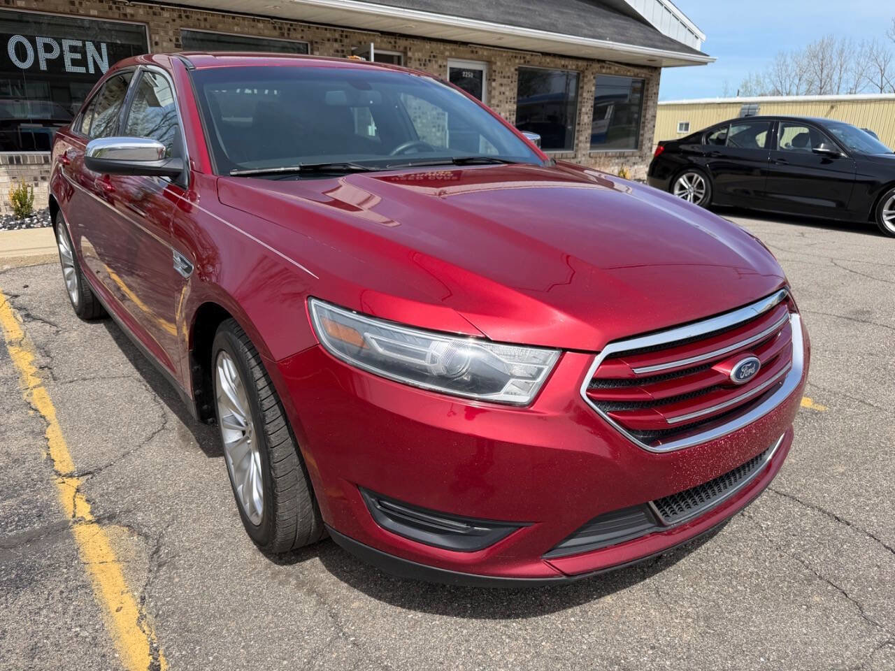 Used 2014 Ford Taurus Limited