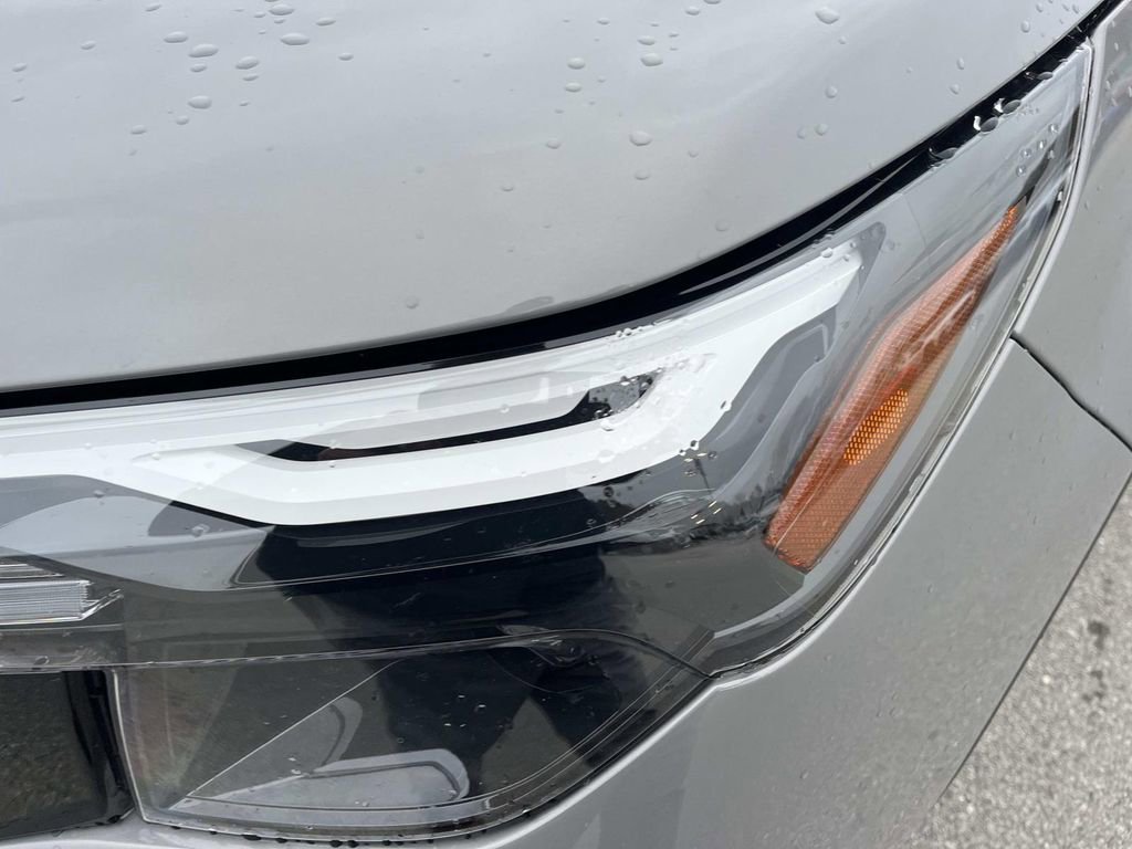 Used 2025 Subaru Forester Premium w/ Convenience Package #2 image 9