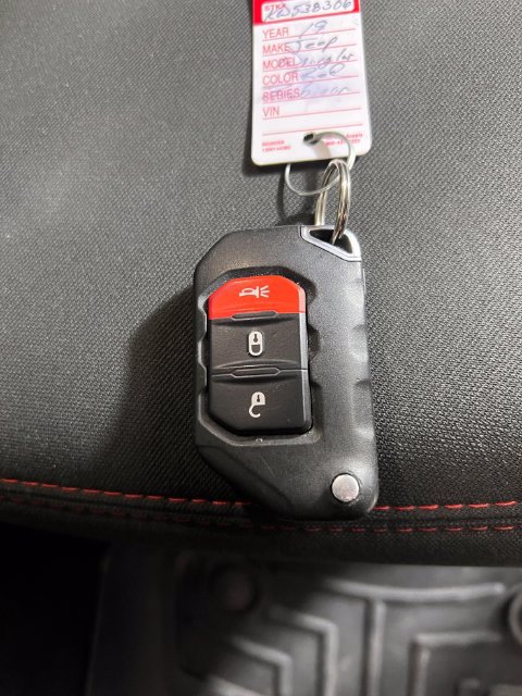Used 2019 Jeep Wrangler Unlimited Rubicon AWD/4WD image 25