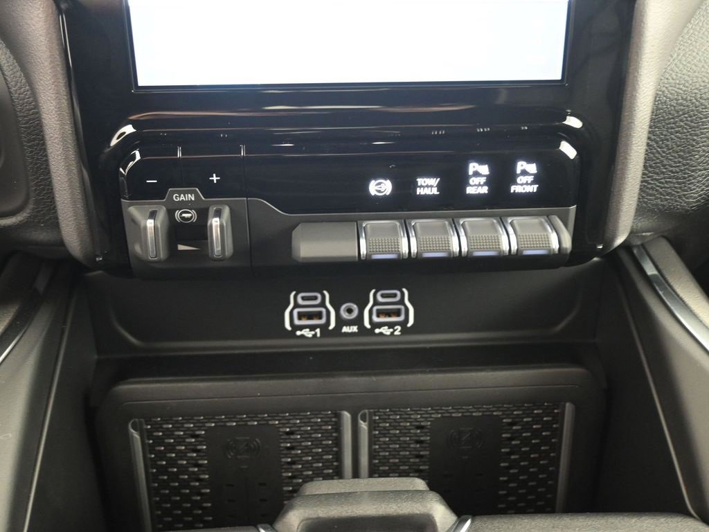 New 2026 RAM 2500 Laramie w/ Night Edition image 7