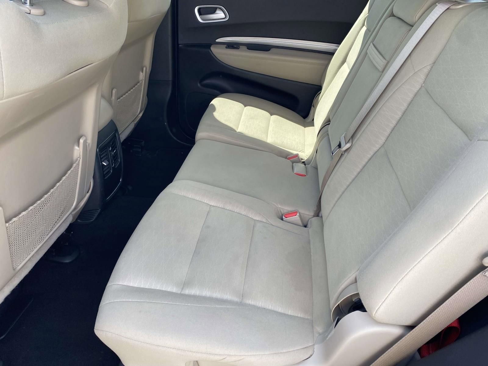 Used 2020 Dodge Durango SXT image 11