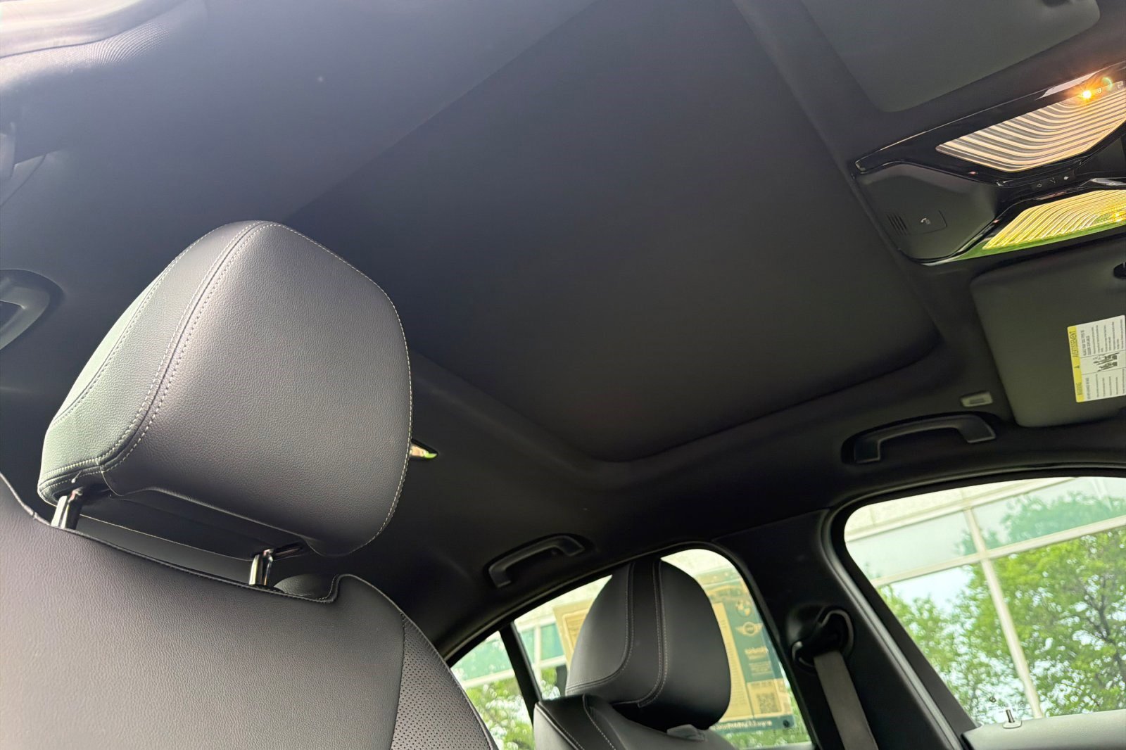 Used 2026 BMW 330i Sedan w/ M Sport Package image 20