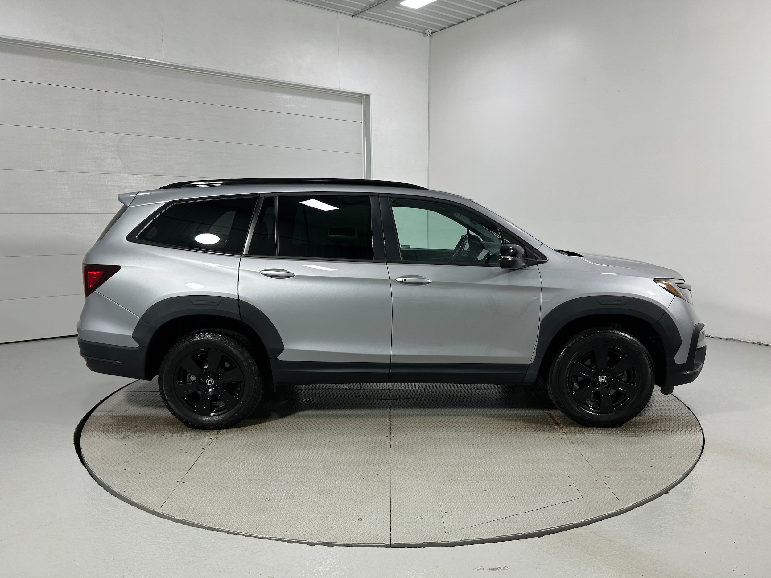 Used 2022 Honda Pilot TrailSport image 39