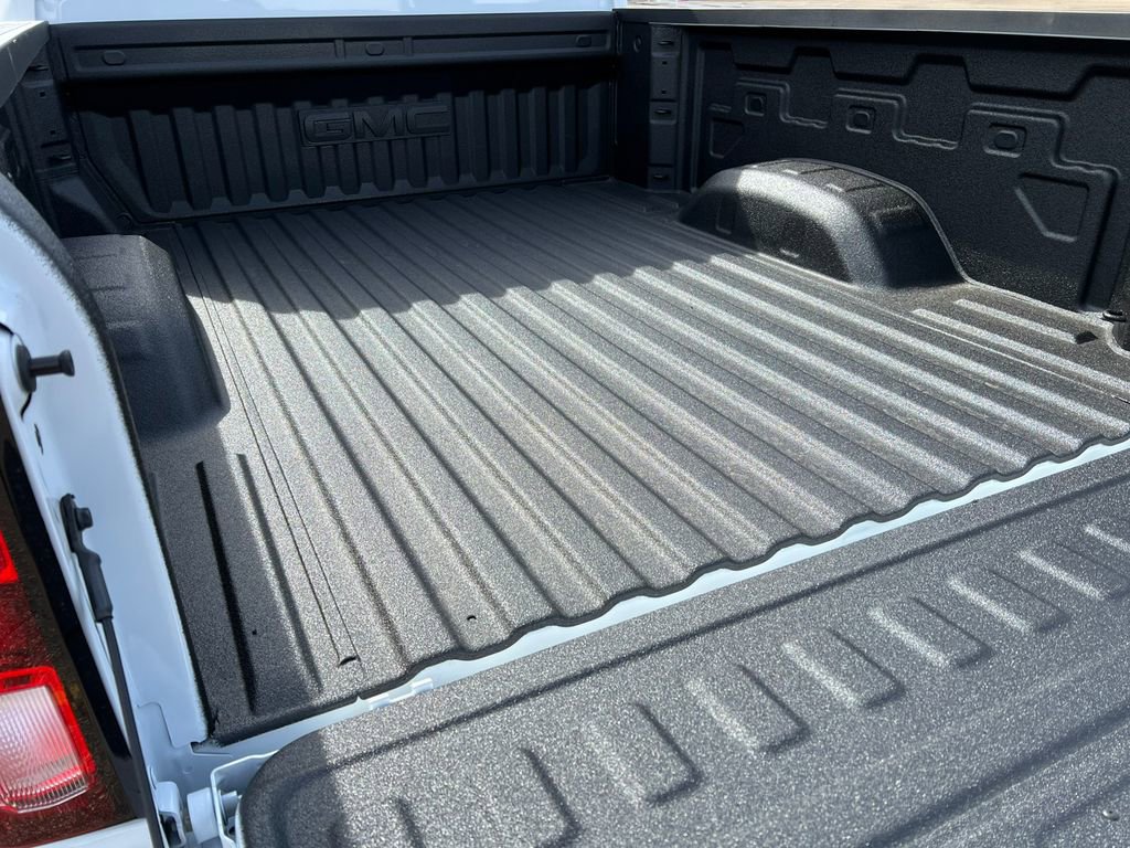 New 2026 GMC Sierra 2500 SLE w/ SLE Value Package; AWD/4WD image 11