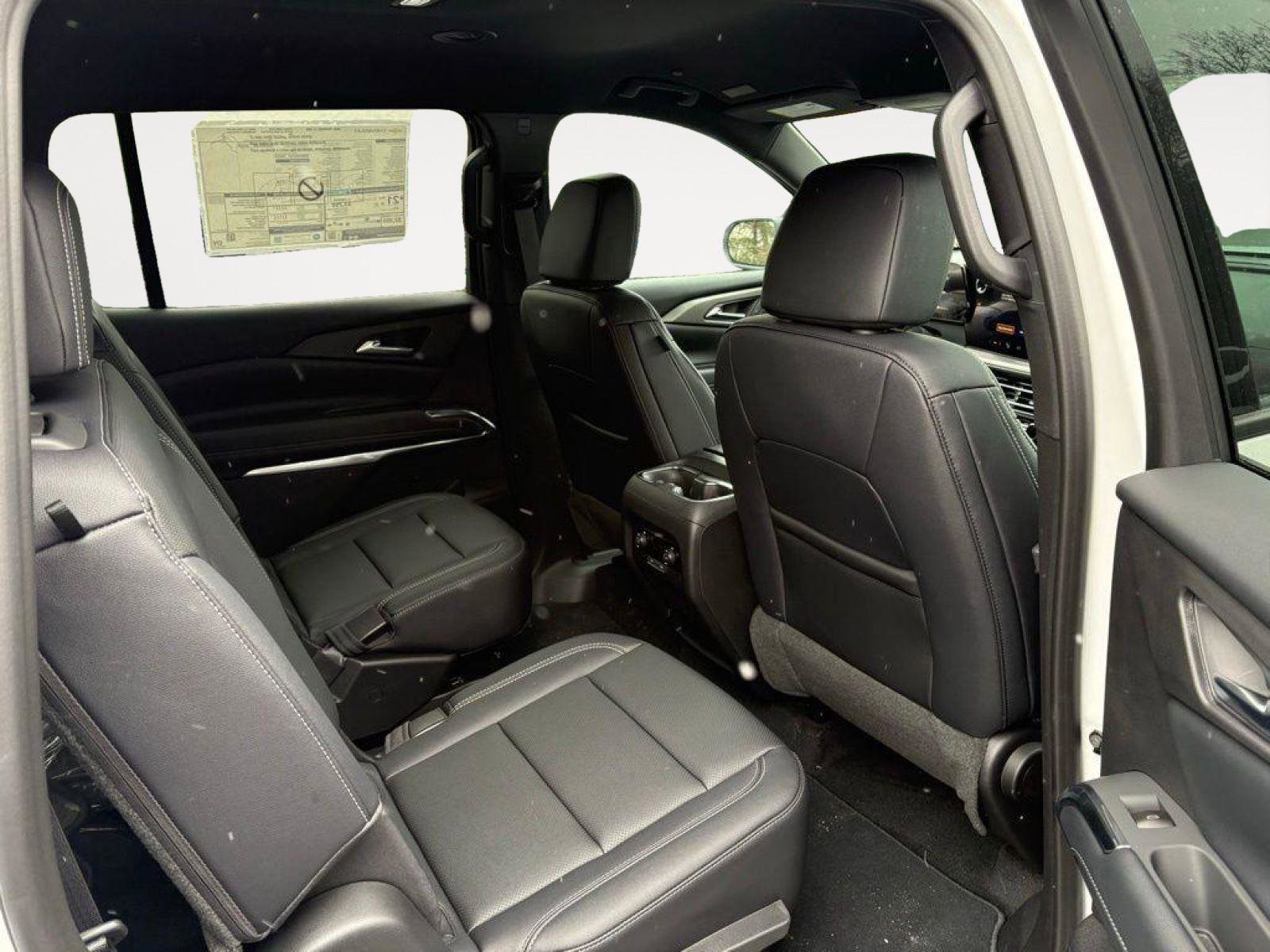 New 2026 Chevrolet Traverse LT w/ LPO, Floor Liner Package AWD/4WD image 8