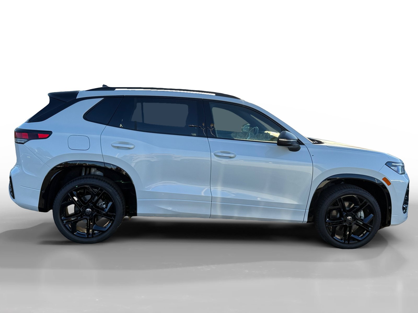 New 2026 Volkswagen Tiguan SE R-Line AWD/4WD image 6