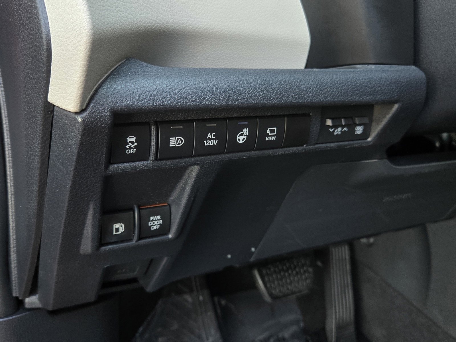 Certified 2022 Toyota Sienna Platinum image 19