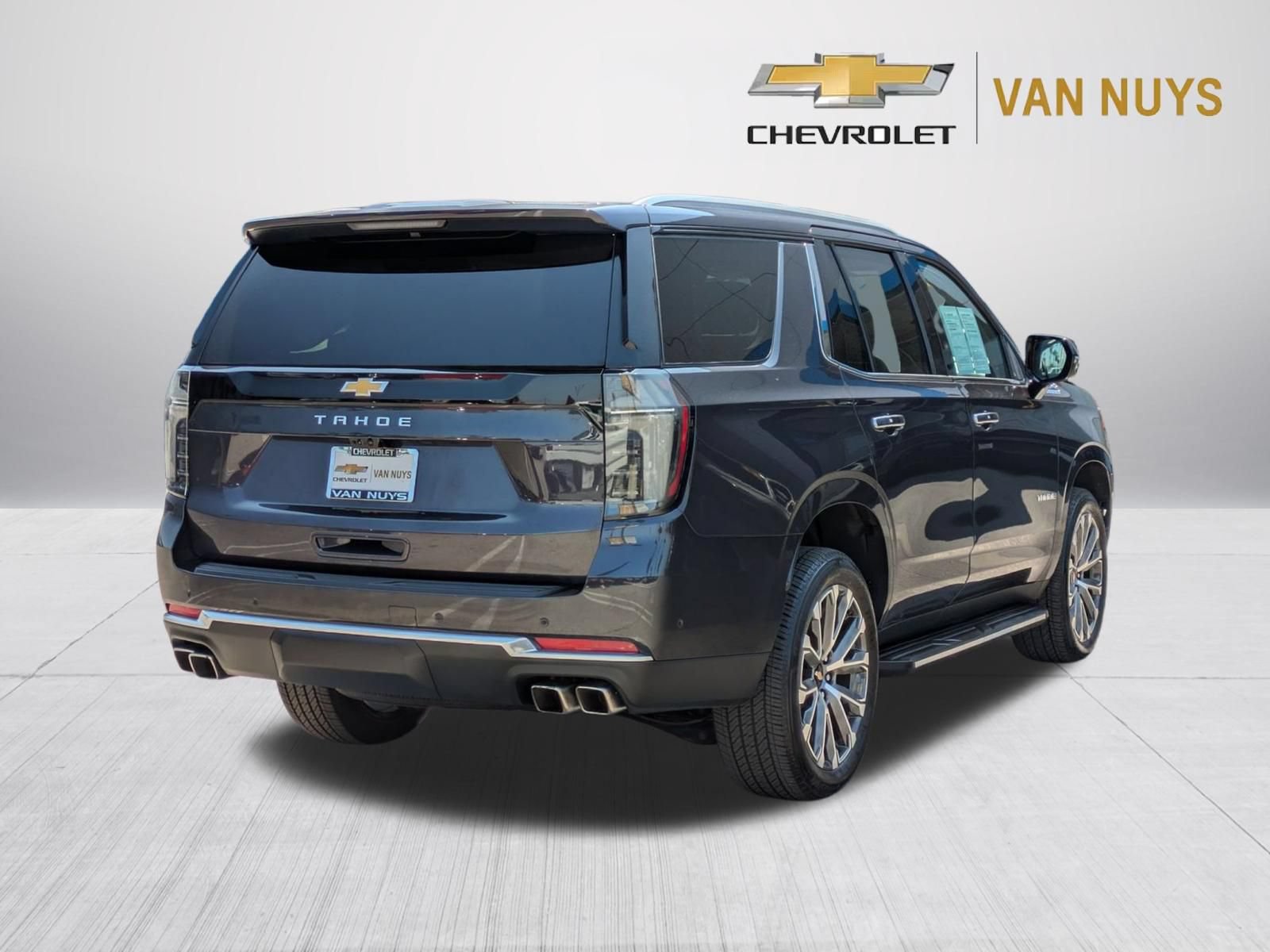 Used 2026 Chevrolet Tahoe High Country w/ Sun And Tow Package AWD/4WD image 5