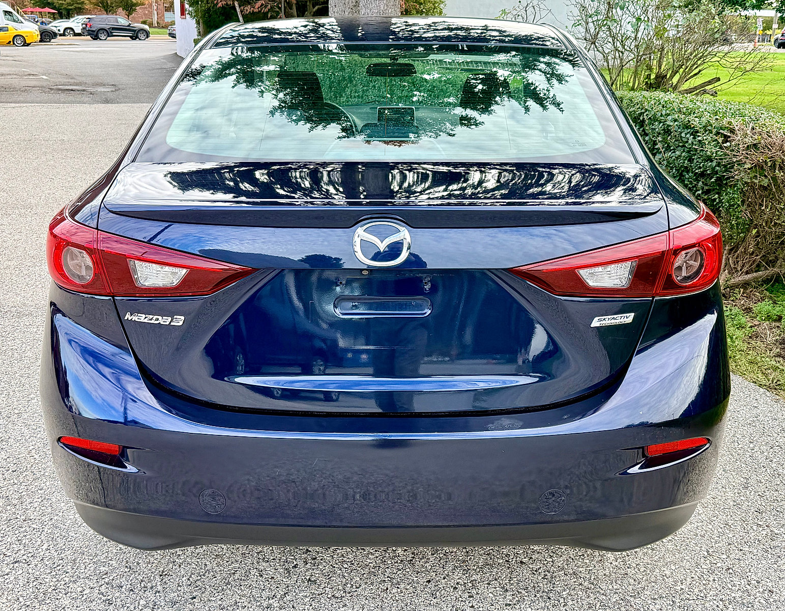 Used 2015 MAZDA MAZDA3 i Touring FWD image 4