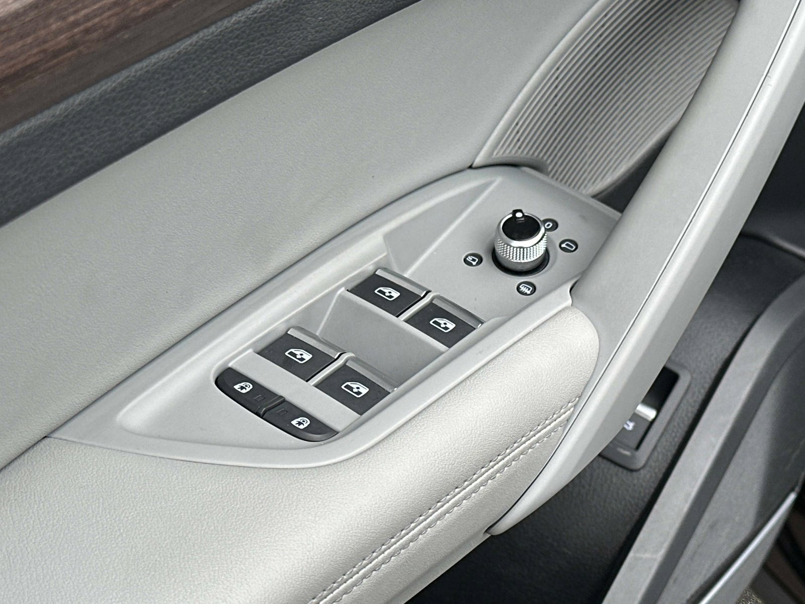 Used 2023 Audi Q5 2.0T Premium Plus w/ Premium Plus Package image 20