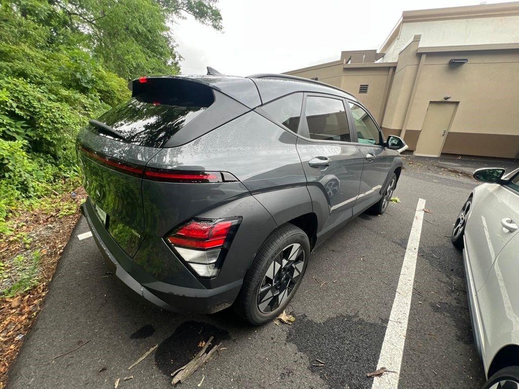 Certified 2024 Hyundai Kona SEL AWD/4WD image 9