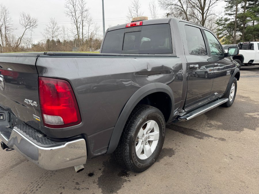 Used 2017 RAM 1500 Classic SLT AWD/4WD image 10