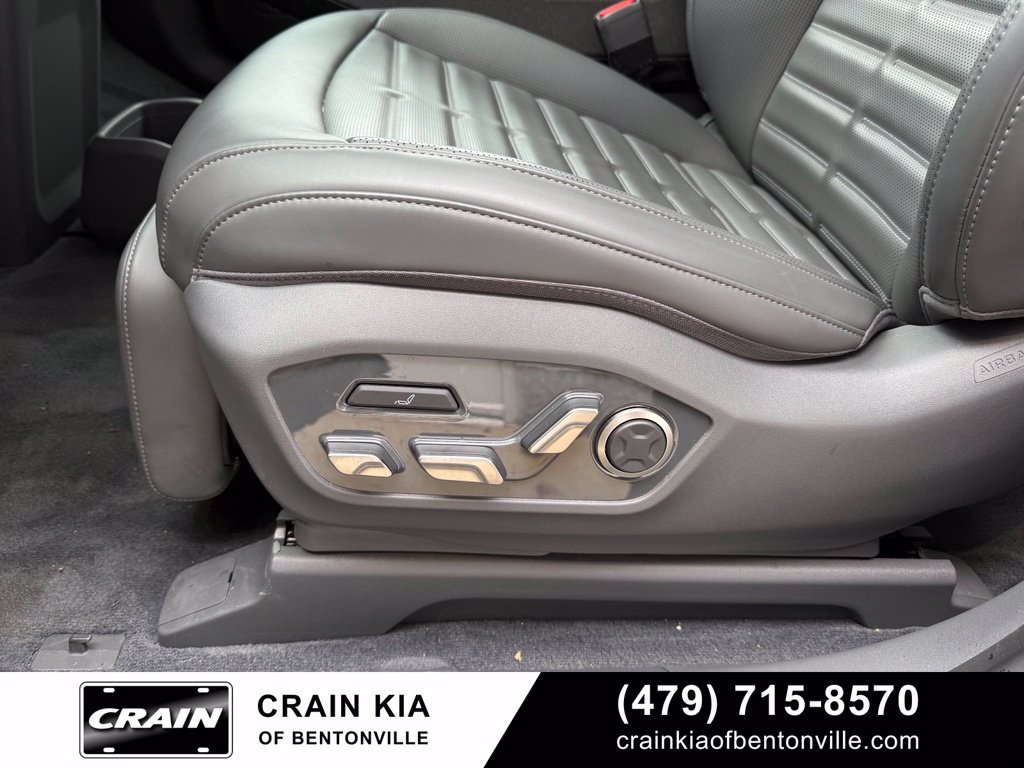Certified 2024 Kia EV9 Land AWD/4WD image 9