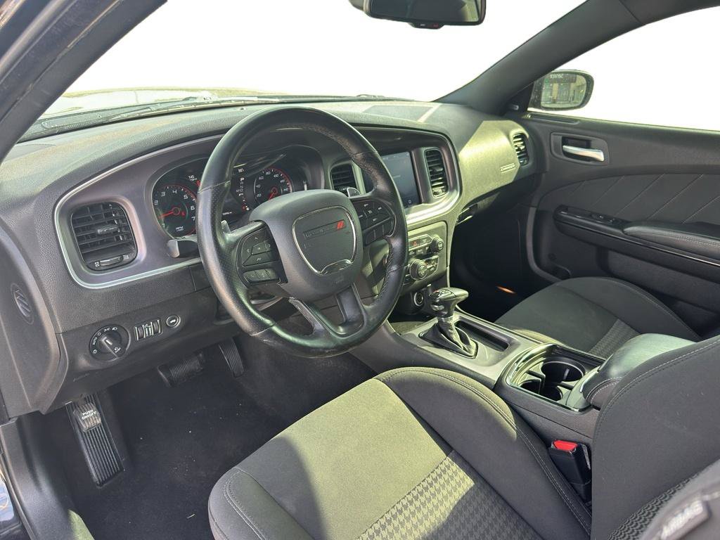 Used 2019 Dodge Charger R/T w/ Driver Confidence Group RWD image 2