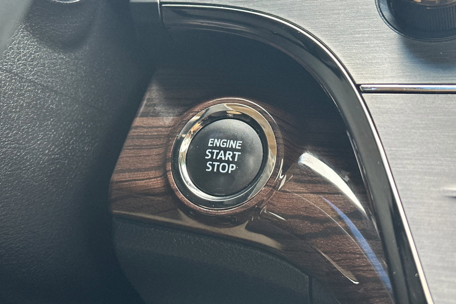 Used 2014 Toyota Avalon XLE Touring image 21