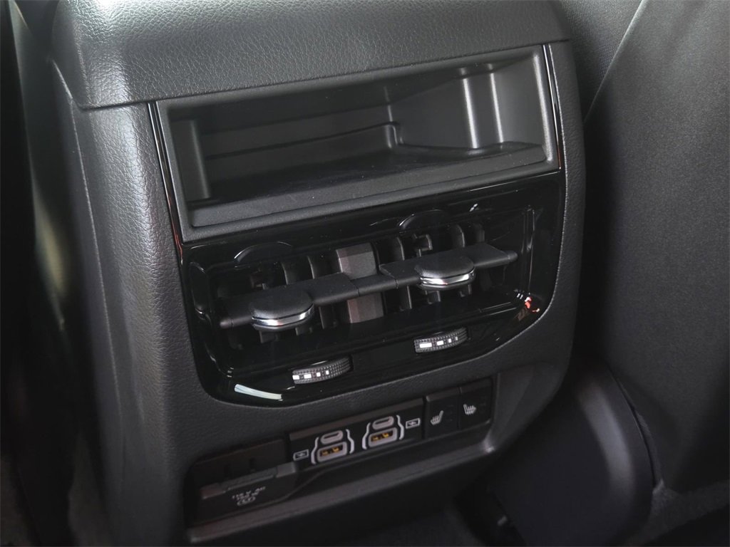 New 2025 Jeep Grand Cherokee Limited image 14