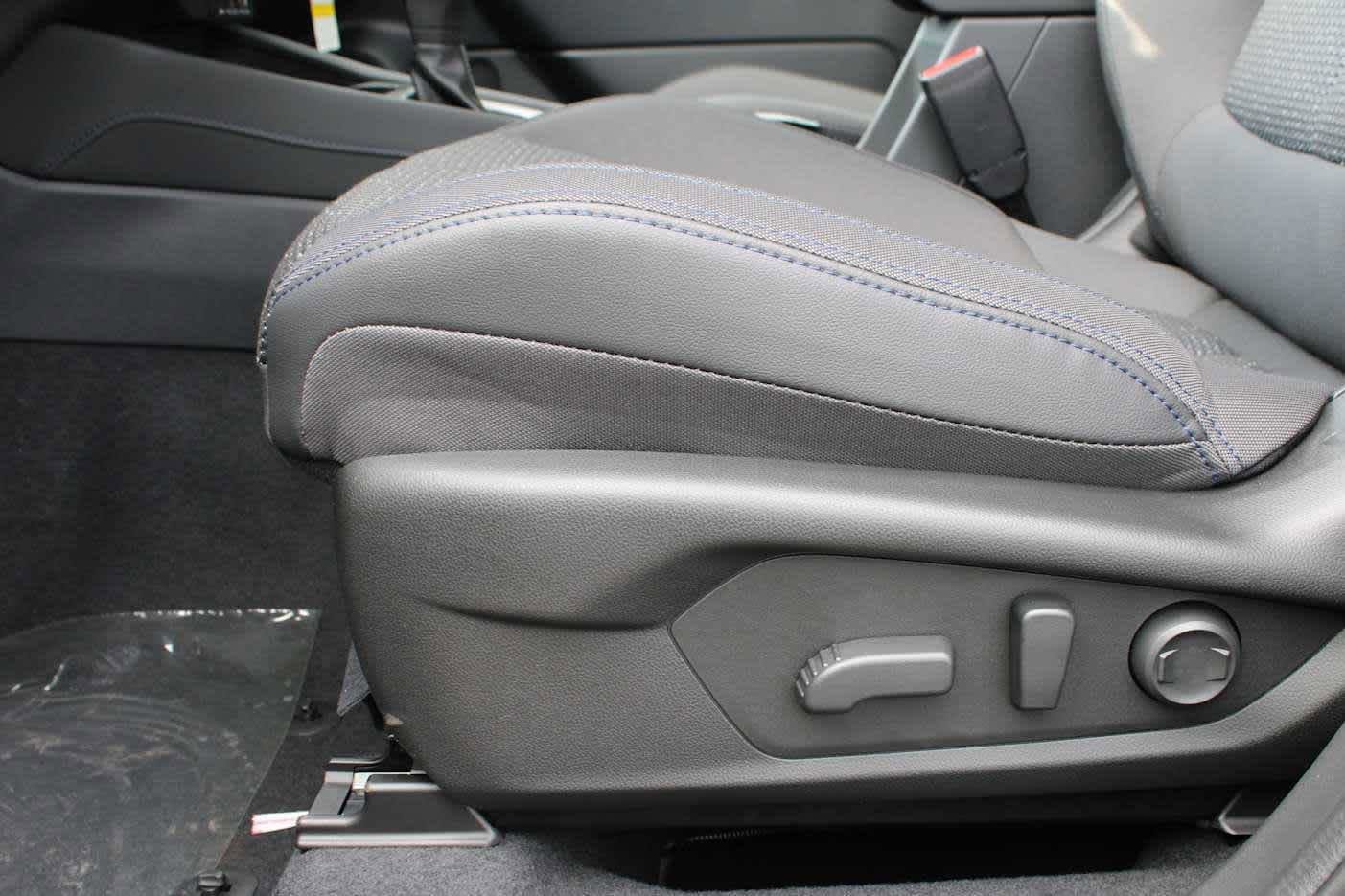 Certified 2025 Subaru Forester Premium image 18