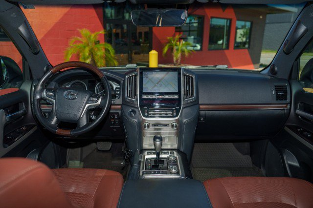 Used 2019 Toyota Land Cruiser AWD/4WD image 13