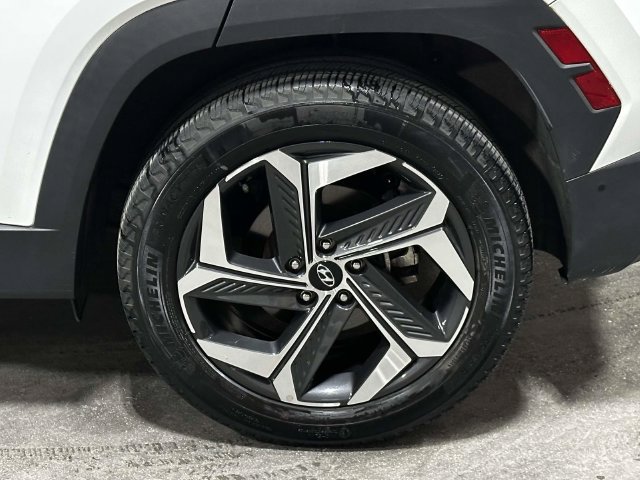 Used 2022 Hyundai Tucson Limited AWD/4WD image 15