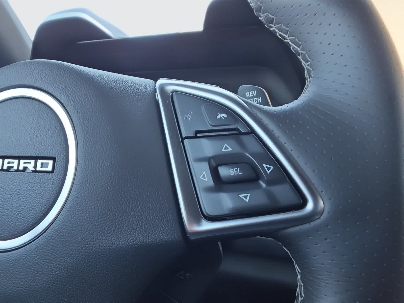 Used 2018 Chevrolet Camaro SS RWD image 23