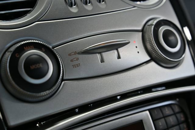 Used 2006 Mercedes-Benz SLR image 53