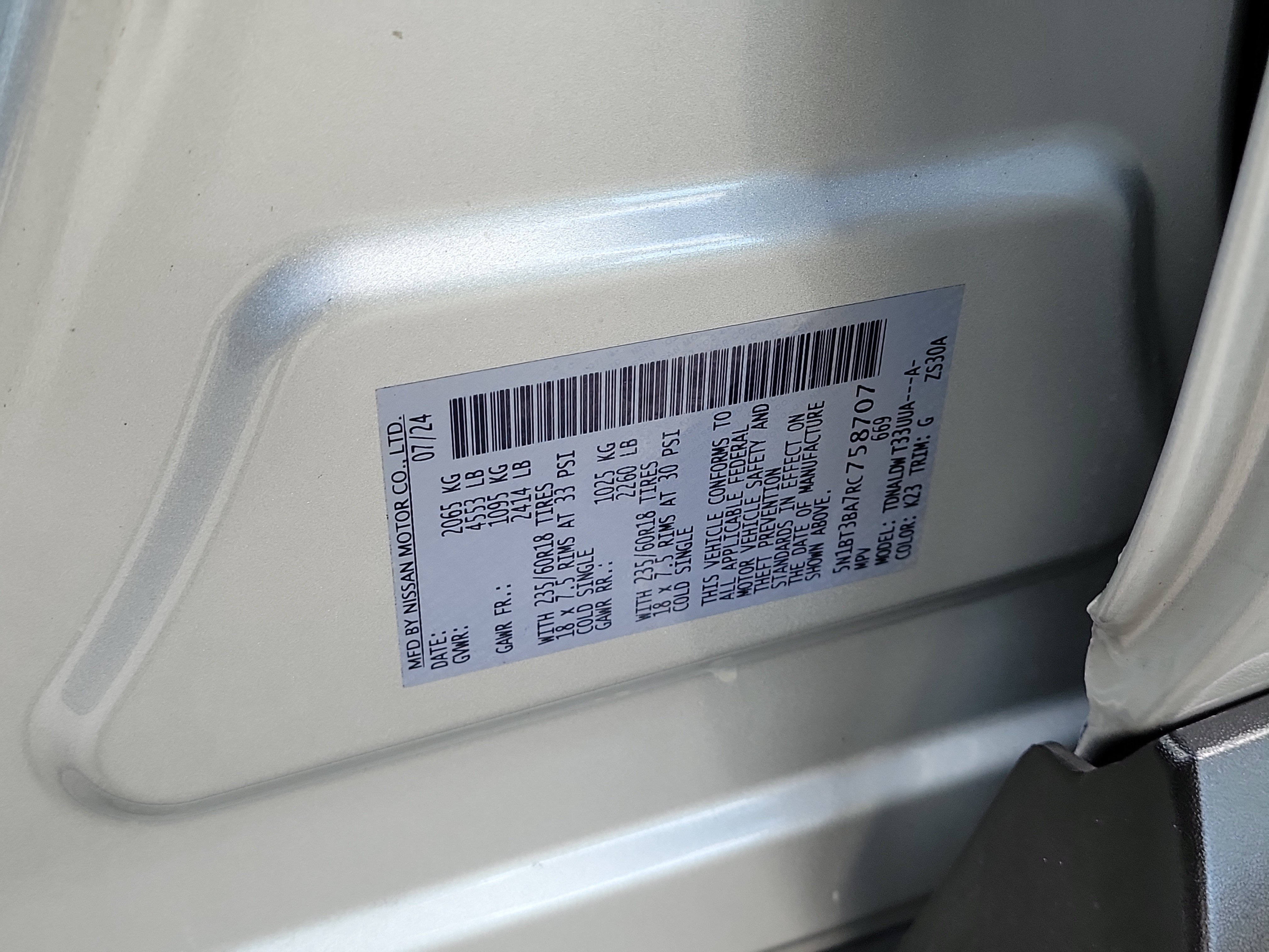 Certified 2024 Nissan Rogue SV FWD image 34