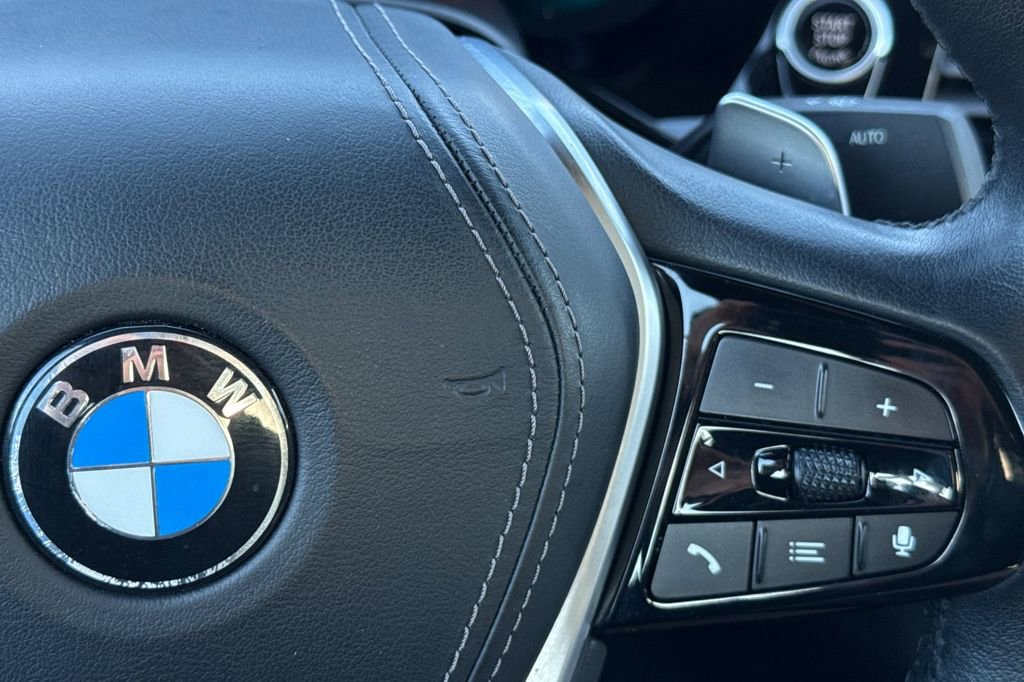 Used 2021 BMW 530i w/ Convenience Package image 27