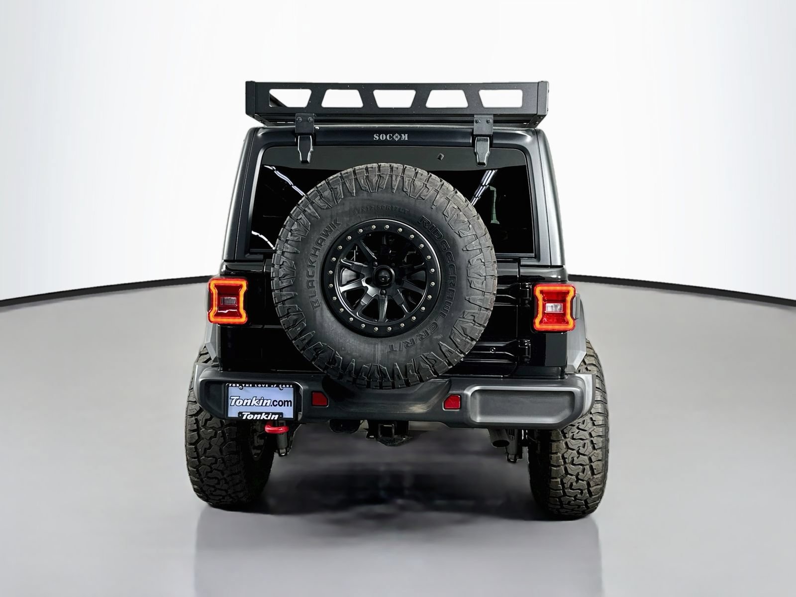 Used 2025 Jeep Wrangler Unlimited Rubicon AWD/4WD image 7