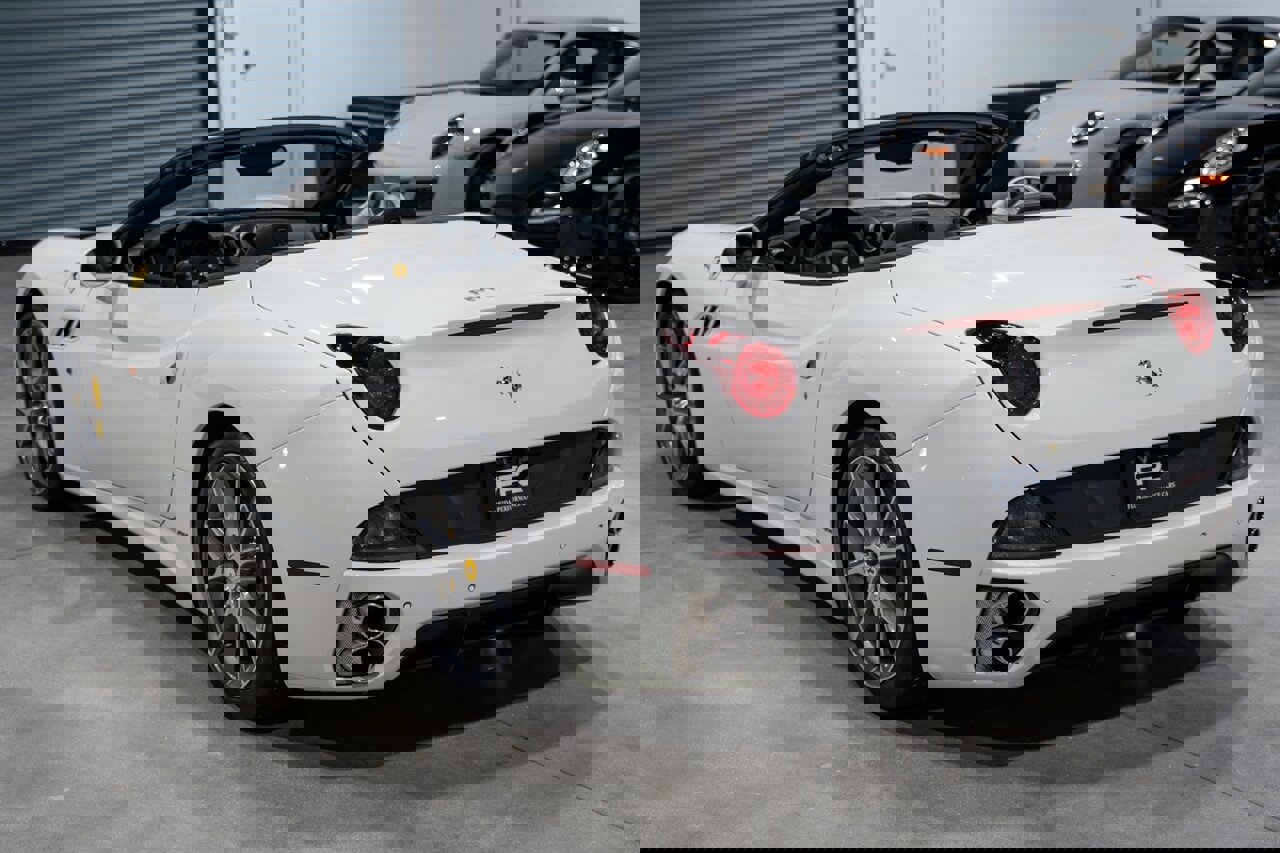 Used 2014 Ferrari California image 4