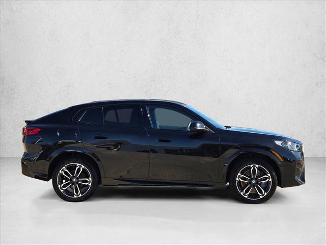 Used 2025 BMW X2 xDrive28i image 4