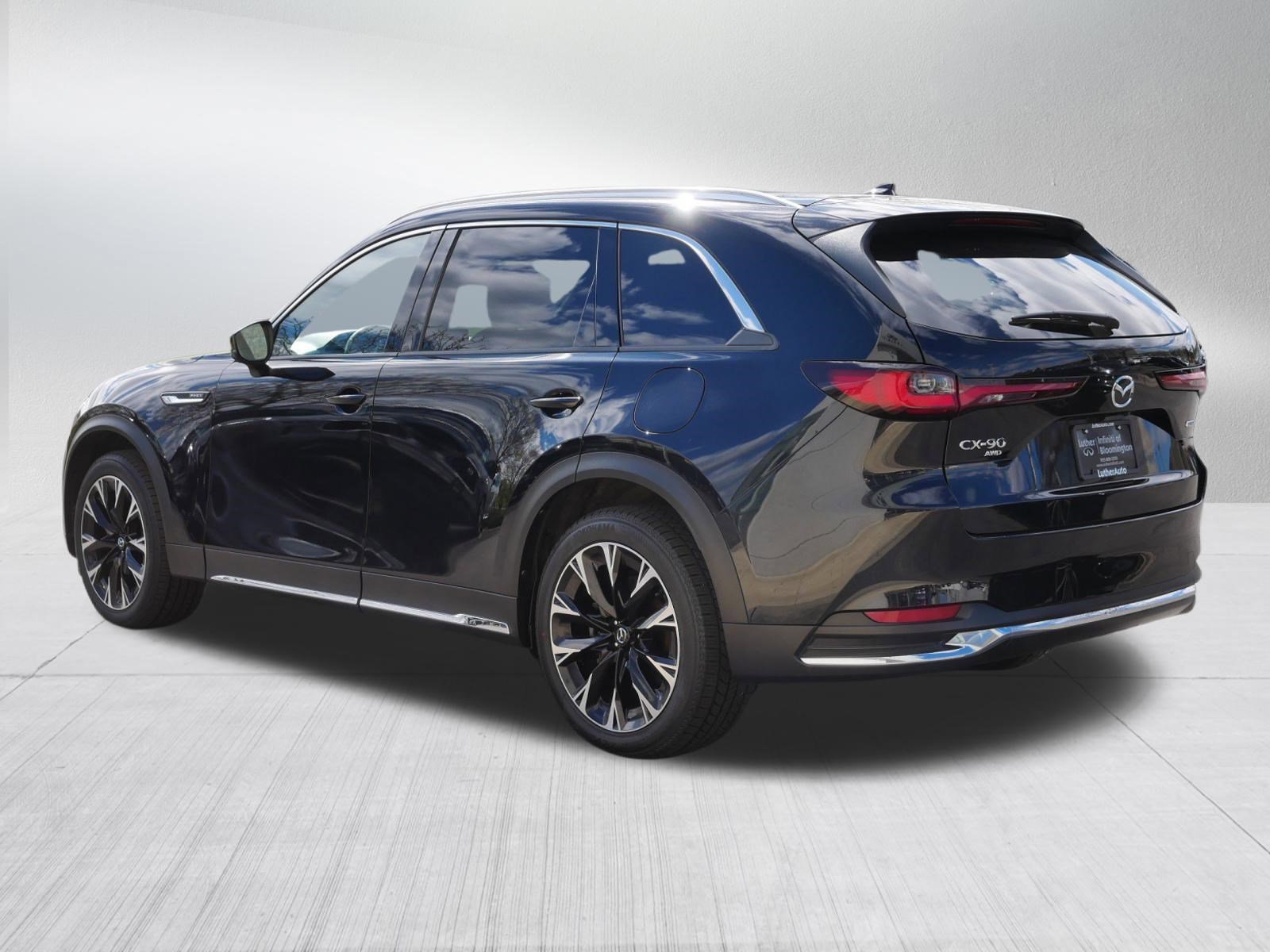 Used 2024 MAZDA CX-90 Plug-In Hybrid w/ Premium Plus AWD/4WD image 5