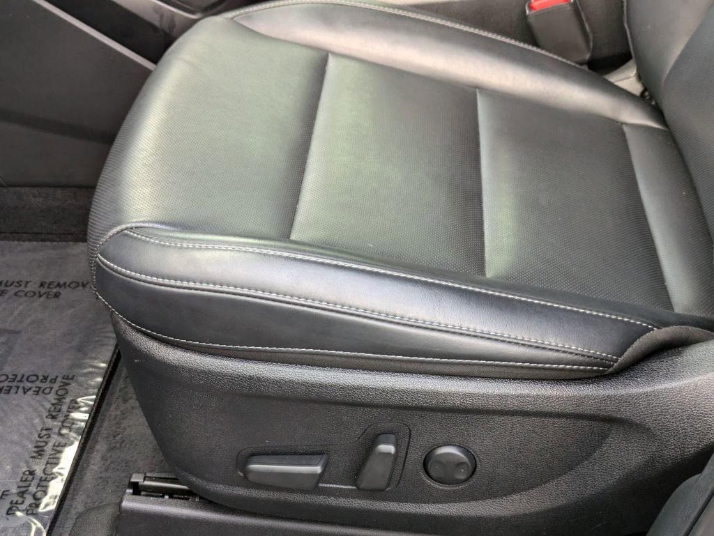 Used 2025 Kia Telluride S image 15