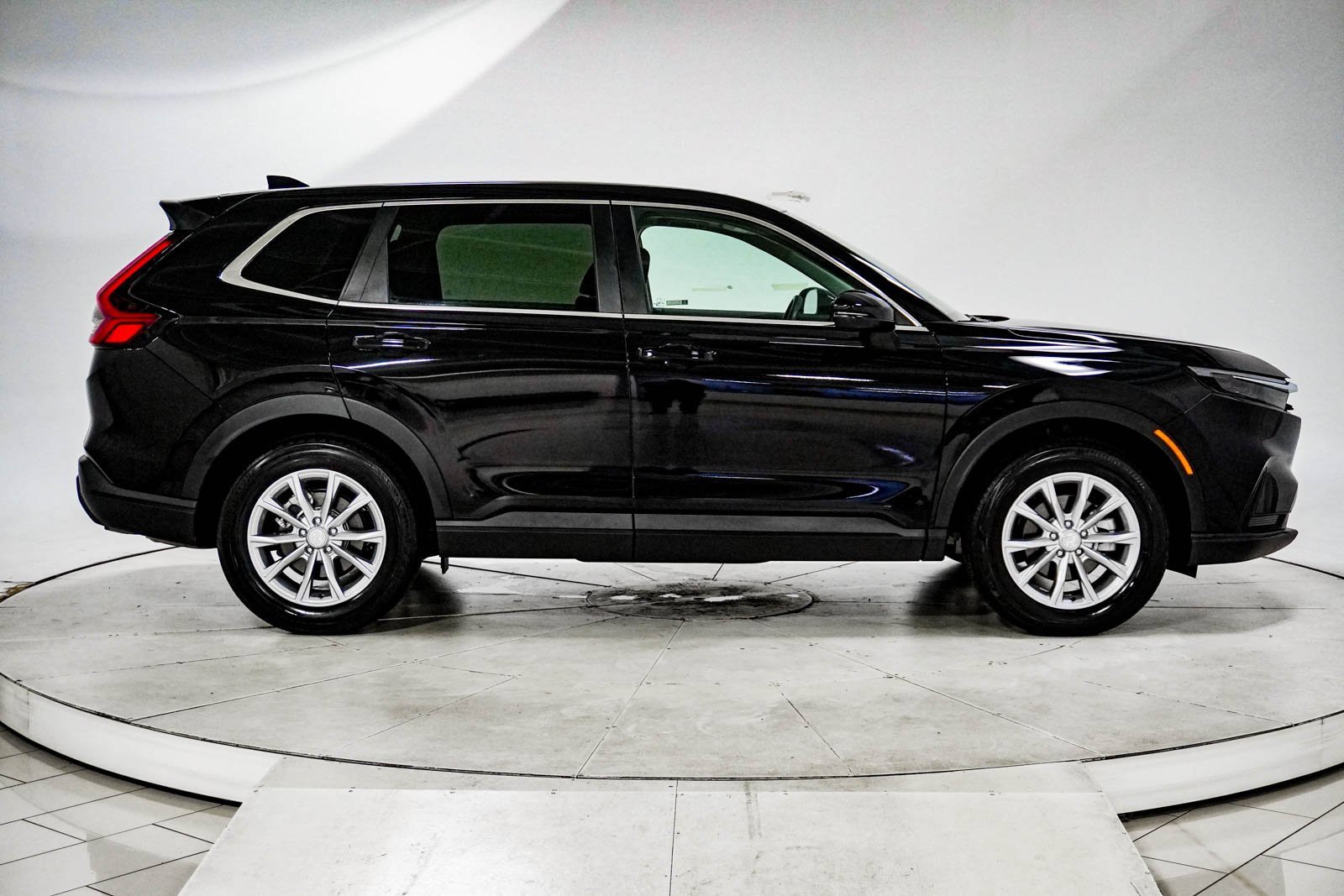 Certified 2025 Honda CR-V EX image 11