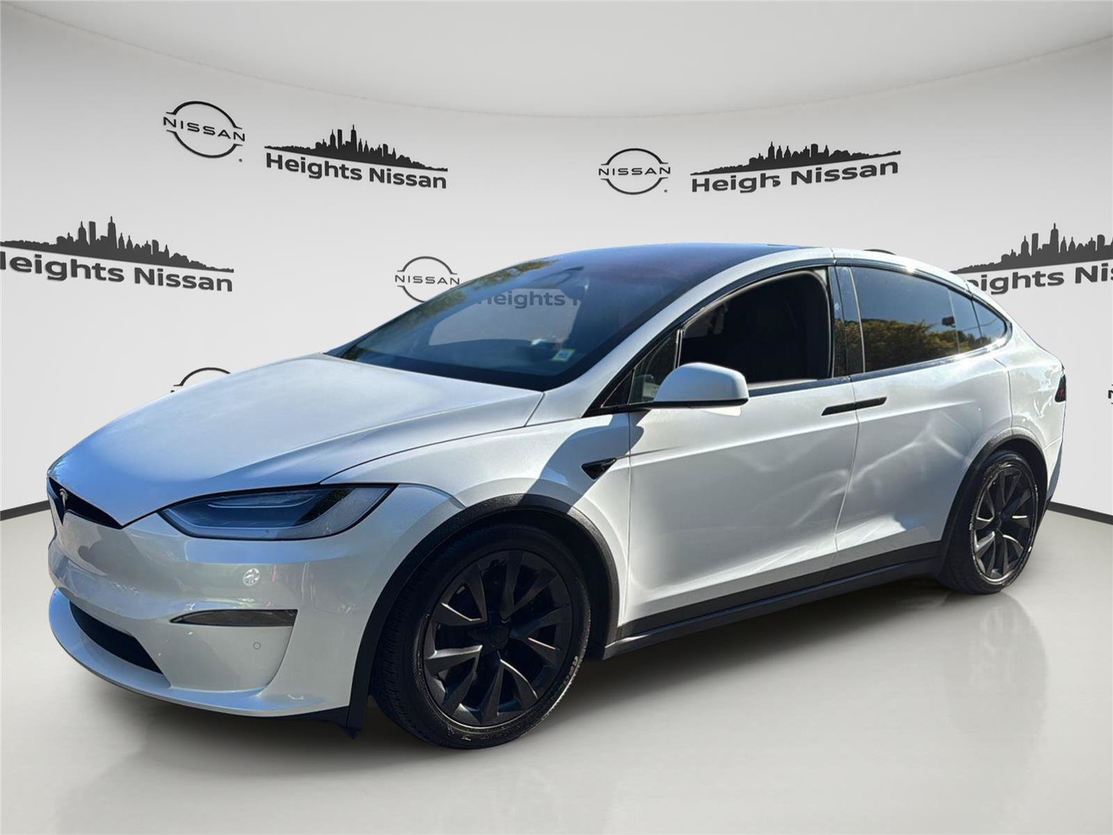 Used 2023 Tesla Model X Plaid AWD/4WD image 1