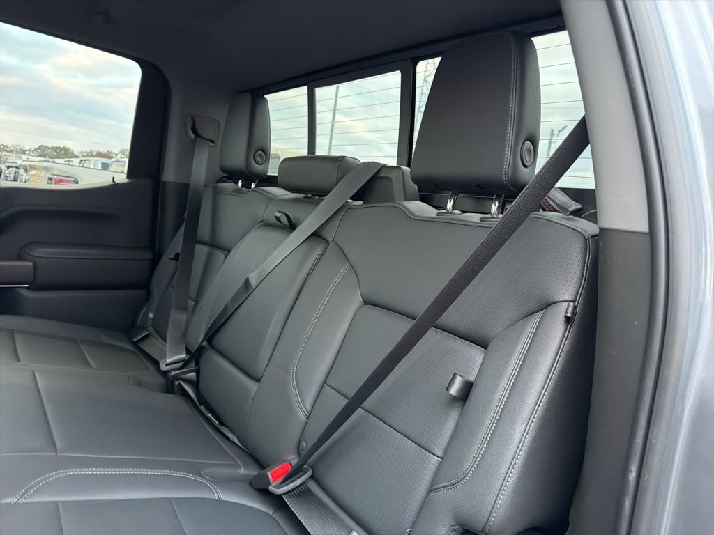 Used 2021 GMC Sierra 1500 SLT w/ SLT Premium Package image 17