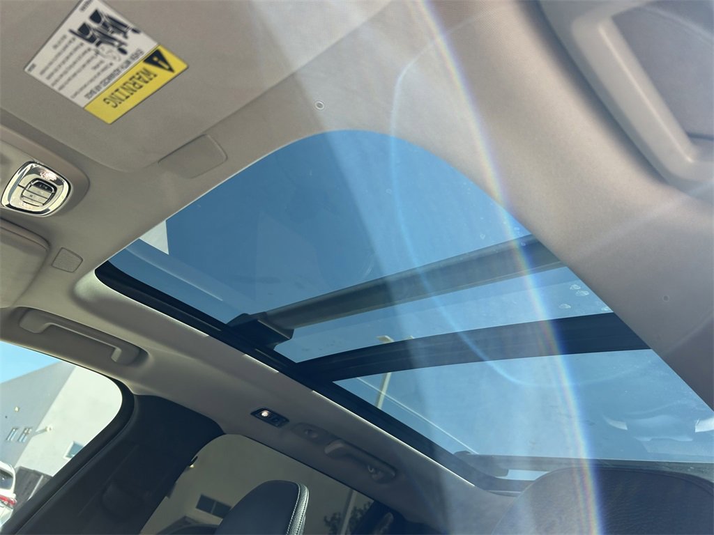 Used 2020 Volvo XC90 T6 Momentum w/ Protection Package Premier image 25