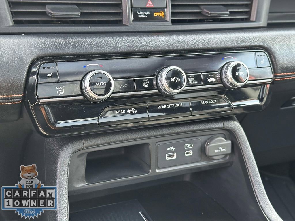 Used 2025 Honda Pilot TrailSport image 36