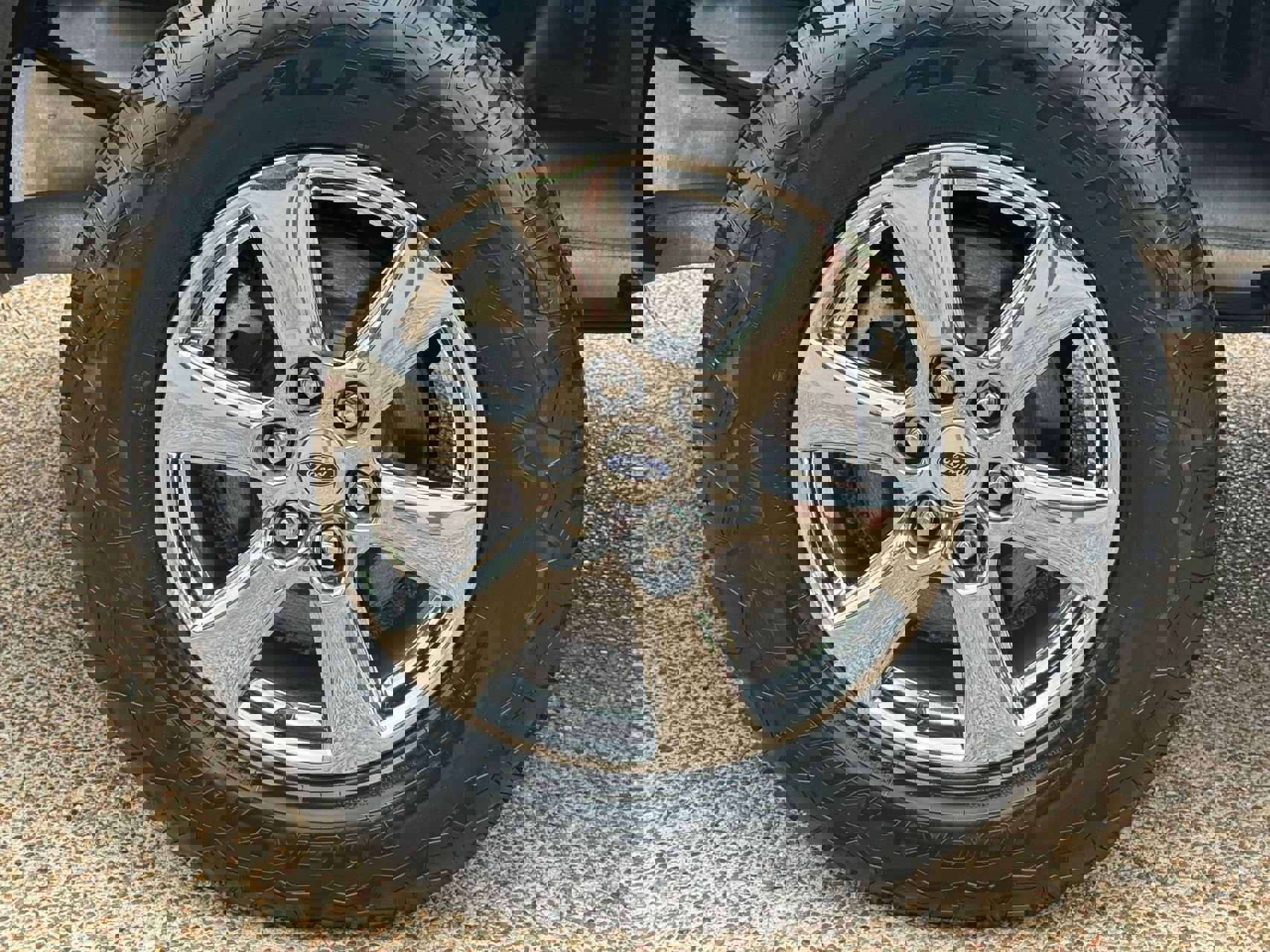 Used 2020 Ford F150 XLT w/ Equipment Group 302A Luxury AWD/4WD image 33