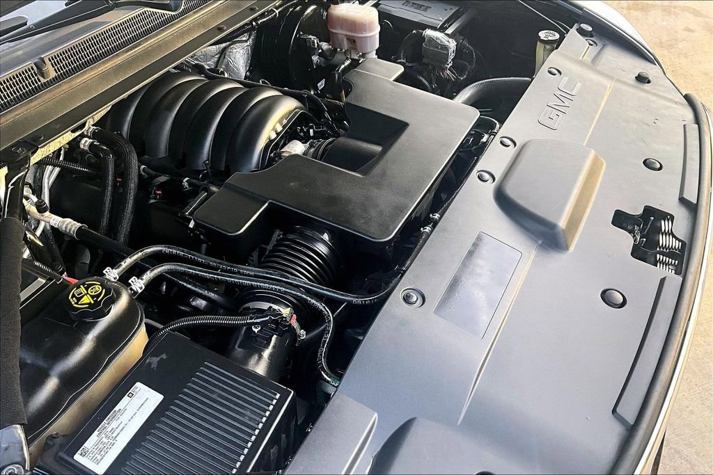 Used 2016 GMC Yukon Denali w/ Open Road Package image 43