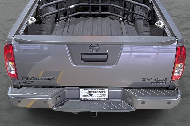 Used 2020 Nissan Frontier SV w/ Midnight Edition Floor Mats AWD/4WD image 12