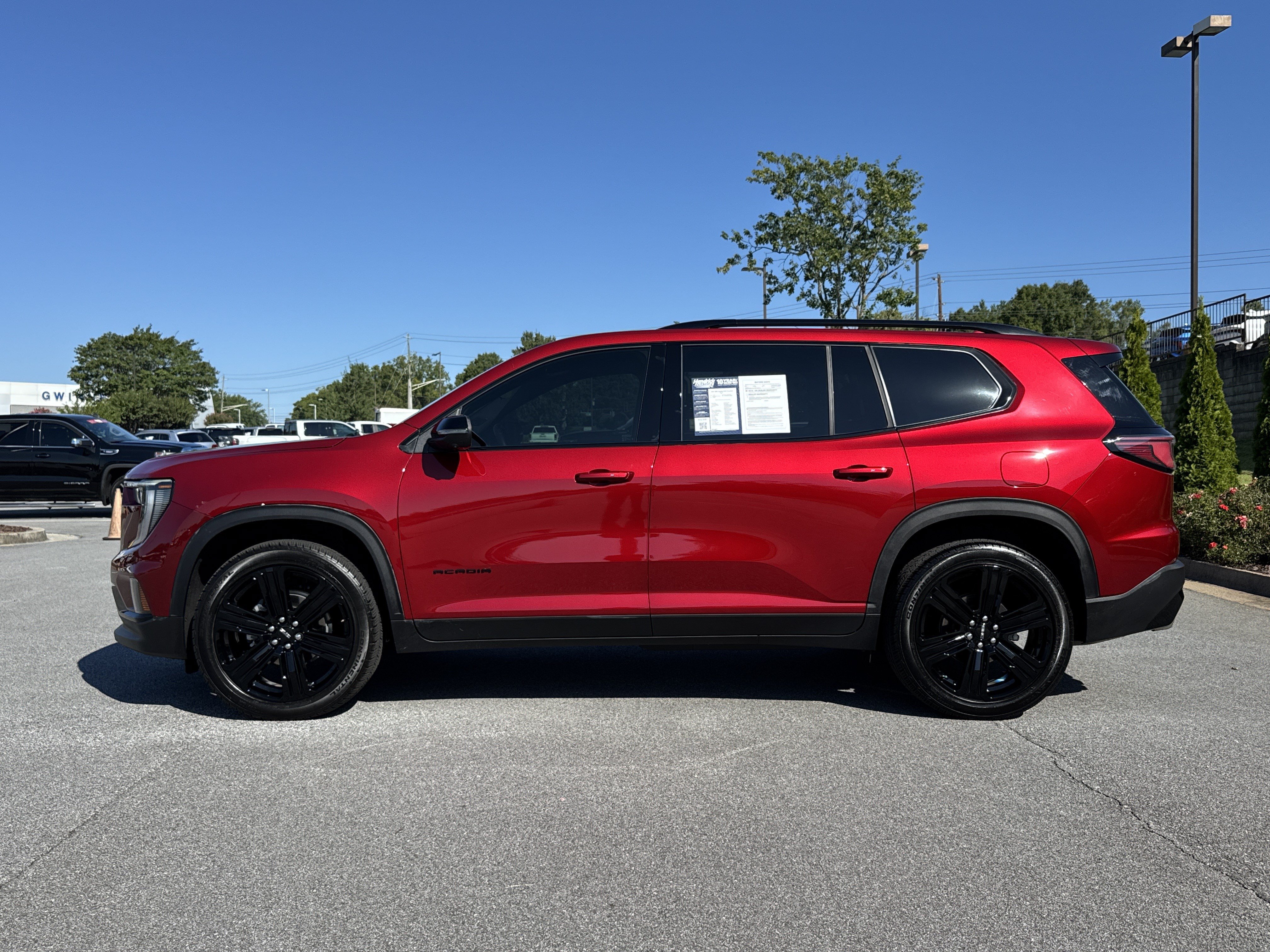 Used 2026 GMC Acadia Elevation w/ Black Edition FWD image 7