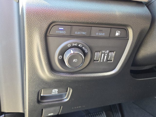 Used 2024 Jeep Grand Cherokee Limited 4xe AWD/4WD image 25