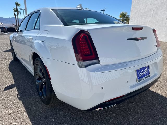 Used 2023 Chrysler 300 S w/ Comfort Group RWD image 3