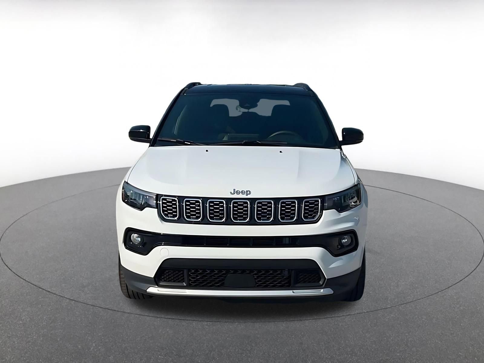 Used 2025 Jeep Compass Limited AWD/4WD image 4