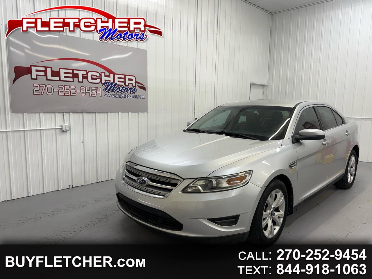 Used 2010 Ford Taurus SEL image 1