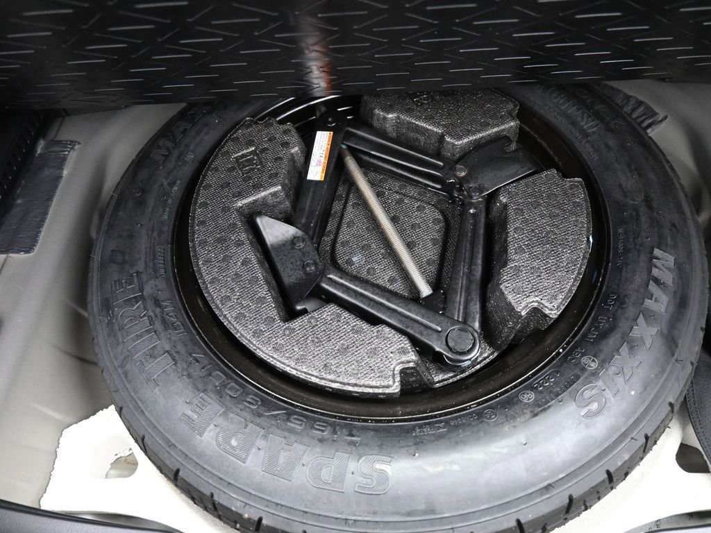 Certified 2022 Toyota RAV4 LE image 22