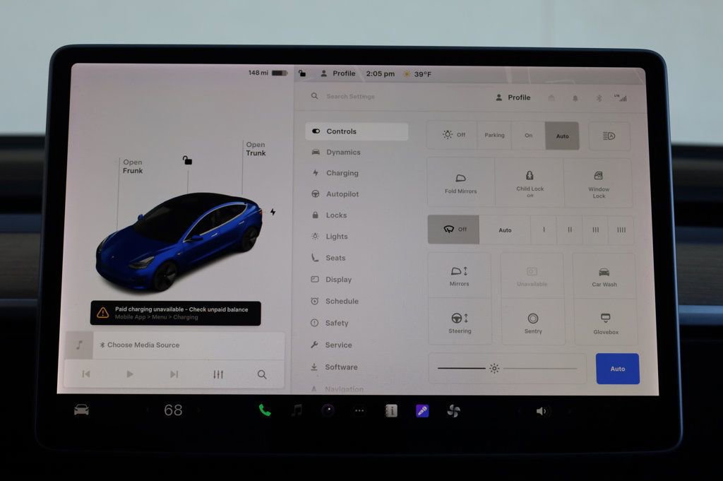 Used 2018 Tesla Model 3 Mid Range image 35